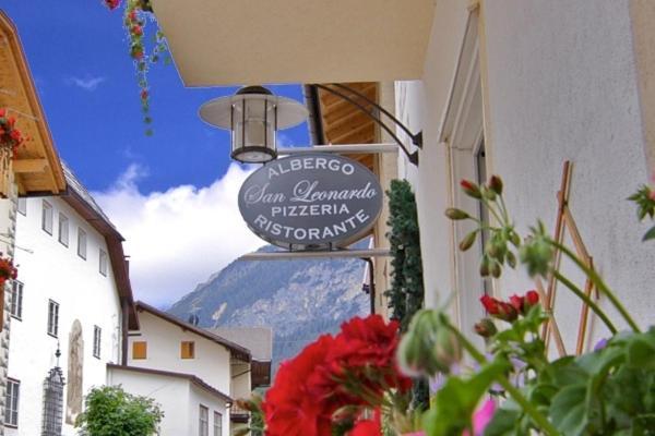 Hotel San Leonardo Badia  Exterior foto